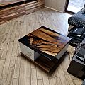 Журнальный столик с выдвижными ящиками из массива ореха - Киев | ZenWood